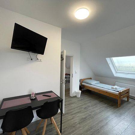 Comfortable Hostel In Wesseling Kültér fotó