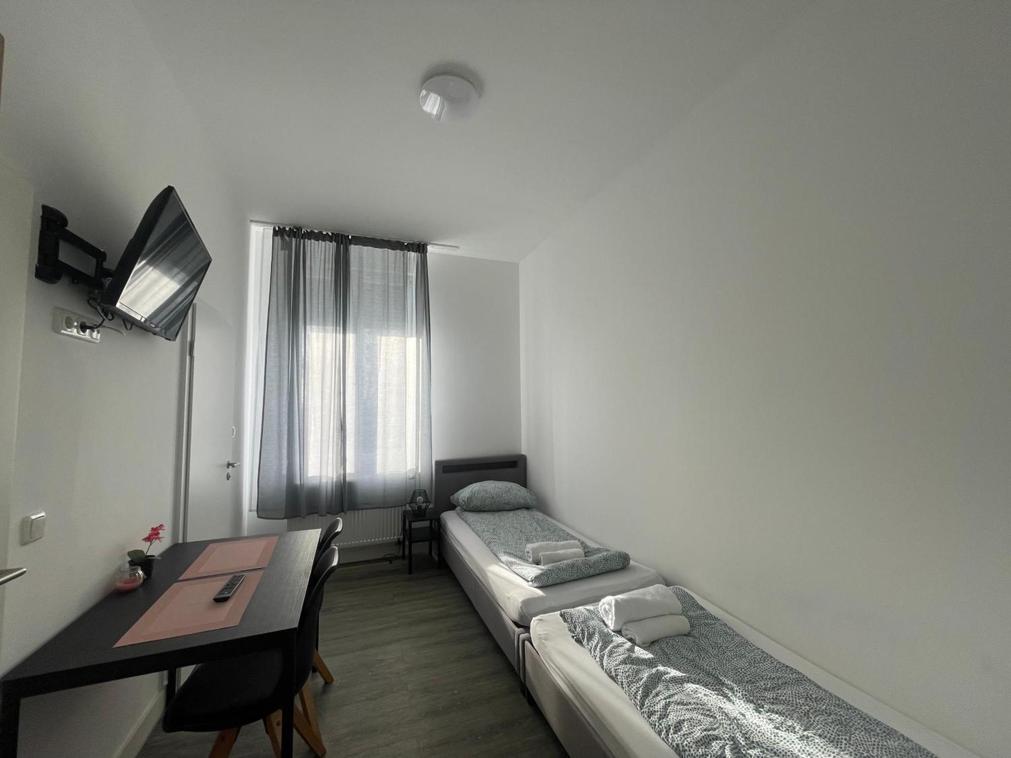 Comfortable Hostel In Wesseling Kültér fotó