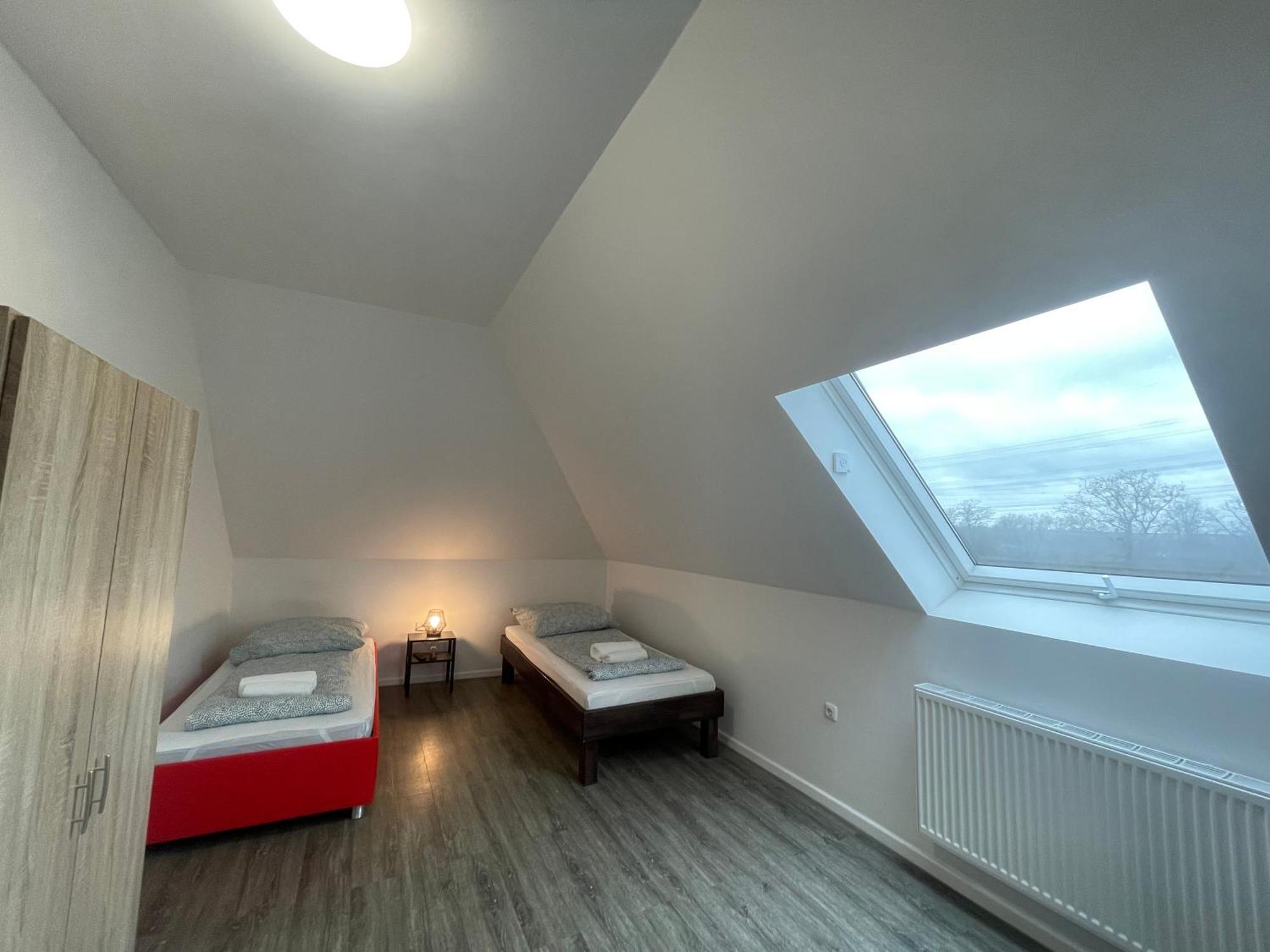 Comfortable Hostel In Wesseling Kültér fotó