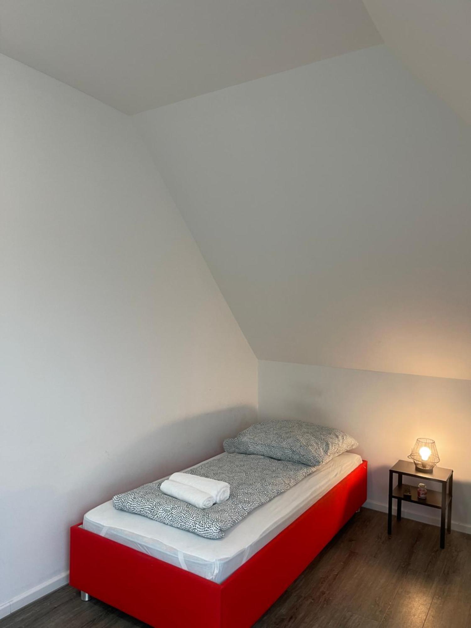 Comfortable Hostel In Wesseling Kültér fotó