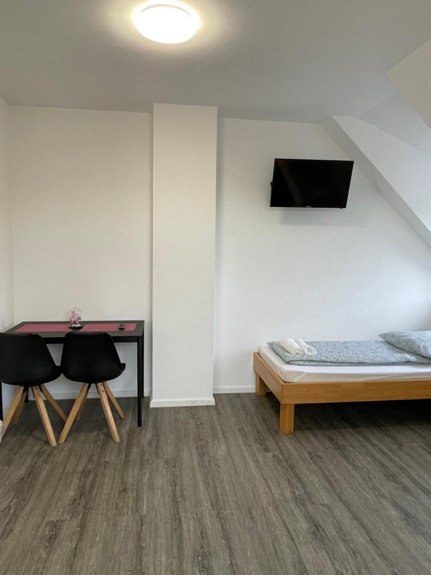 Comfortable Hostel In Wesseling Kültér fotó