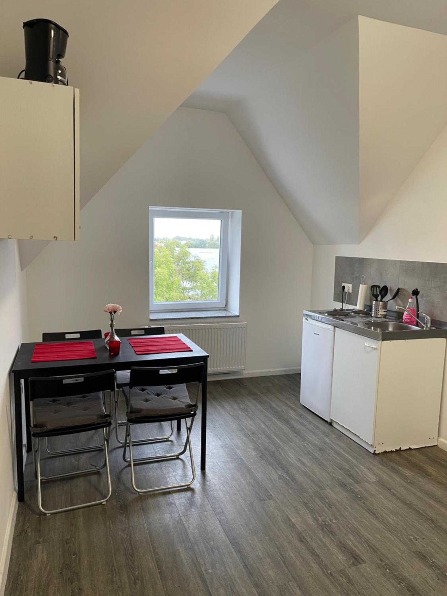 Comfortable Hostel In Wesseling Kültér fotó