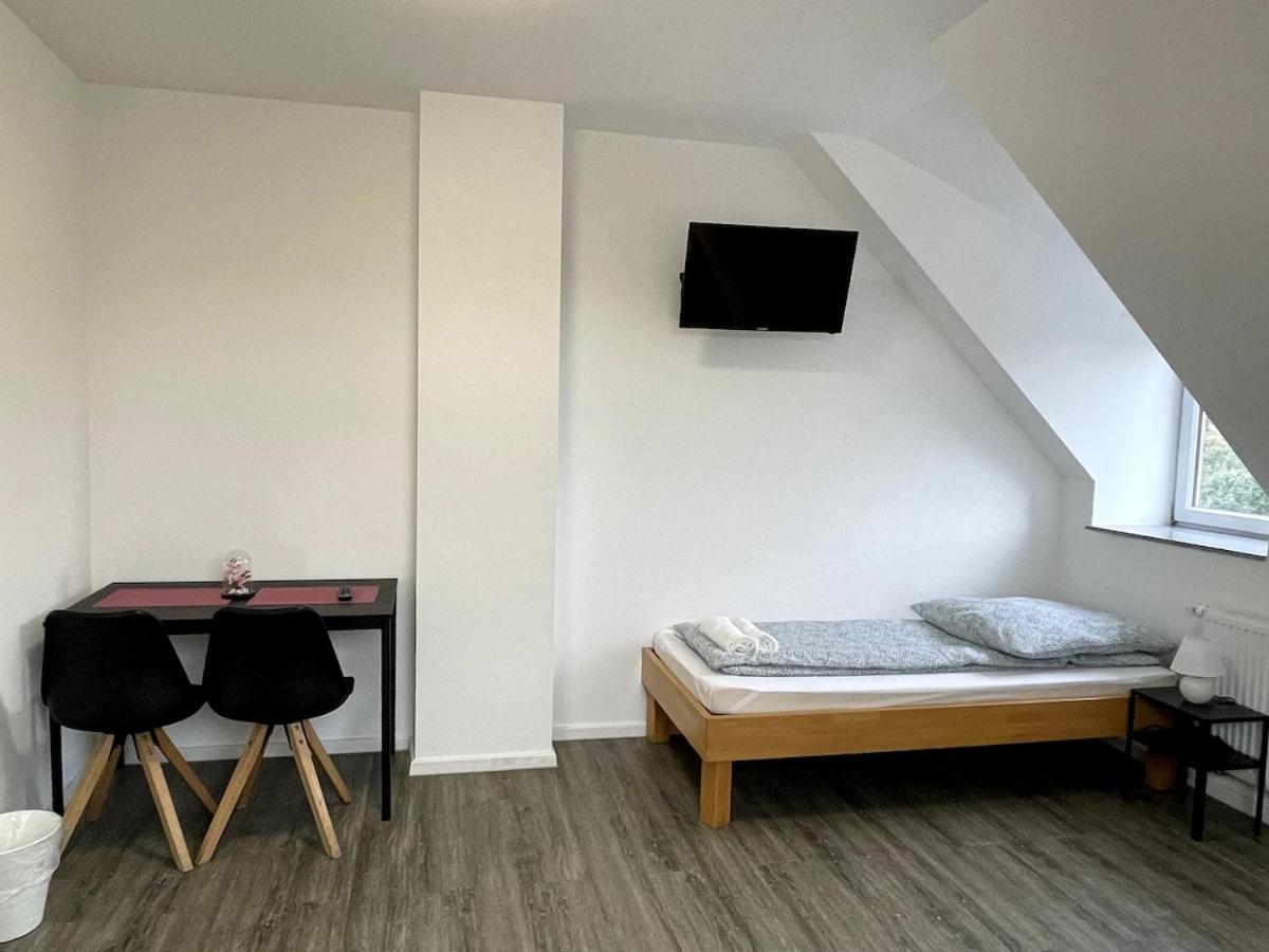 Comfortable Hostel In Wesseling Kültér fotó